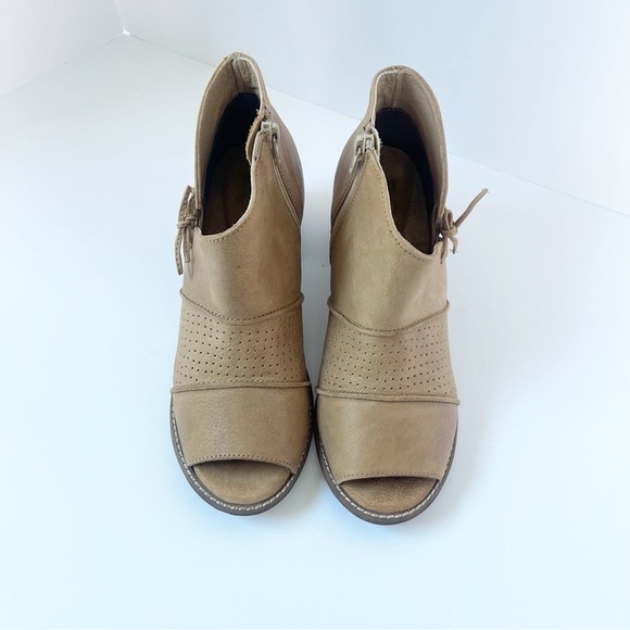 Roan by Bed Stu Katherine Bootie - Picture 3 of 9